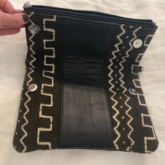 Foldover mudcloth clutch - Picture 3 of 3